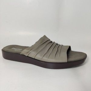 Munro American Womens Kala Vintage Khaki Tumbled Leather Flat Sandals Size 13 M